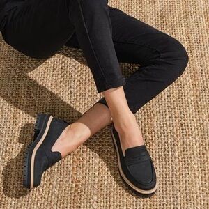 Toms Black Loafers with Tan Sole